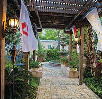 Arbor House Suites Bed And Breakfast سان أنطونيو المظهر الخارجي الصورة